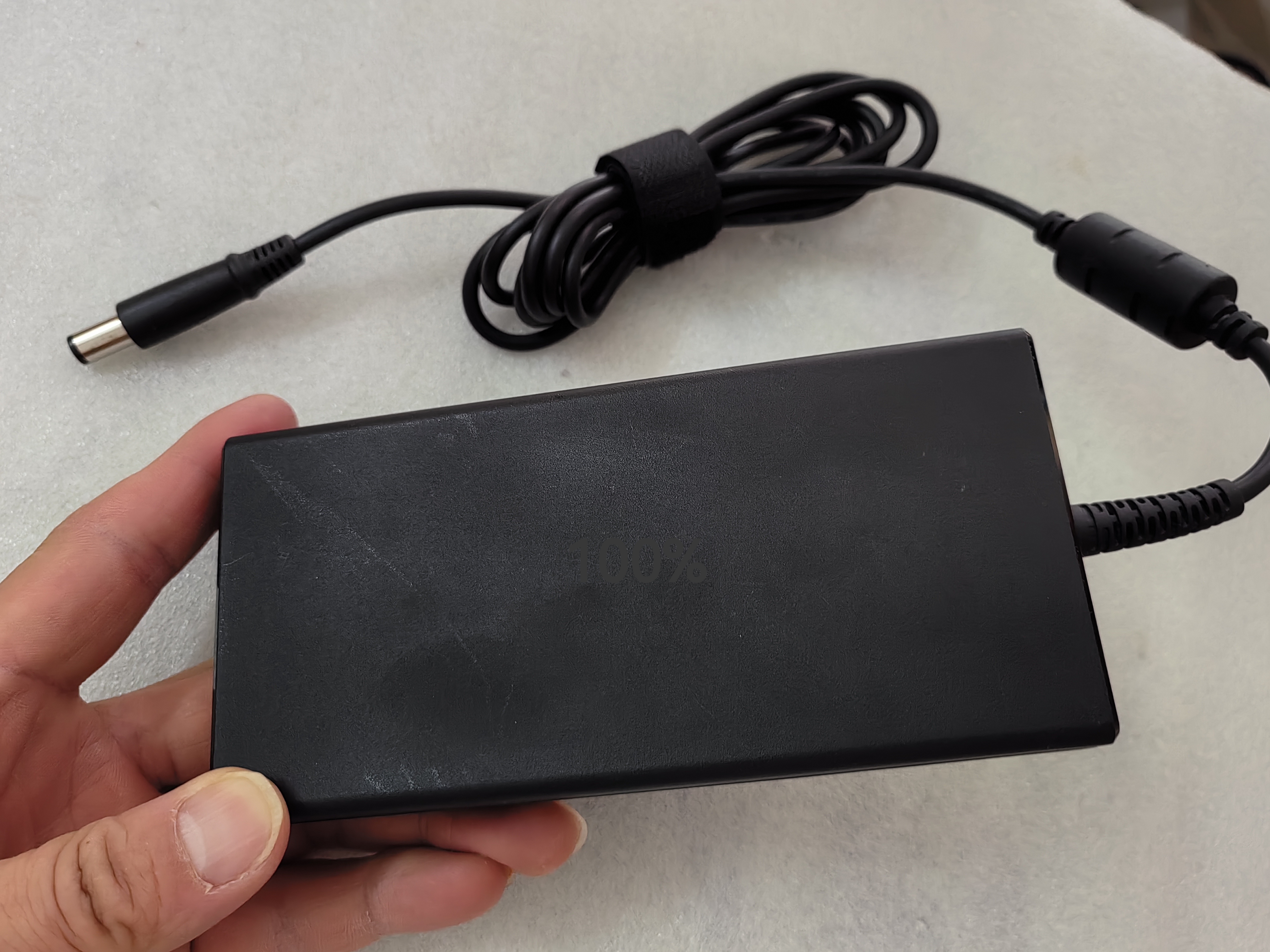 OEM Slim Delta 19.5V 9.23A ADP - Pc Gaming Uk 리뷰 및 가격